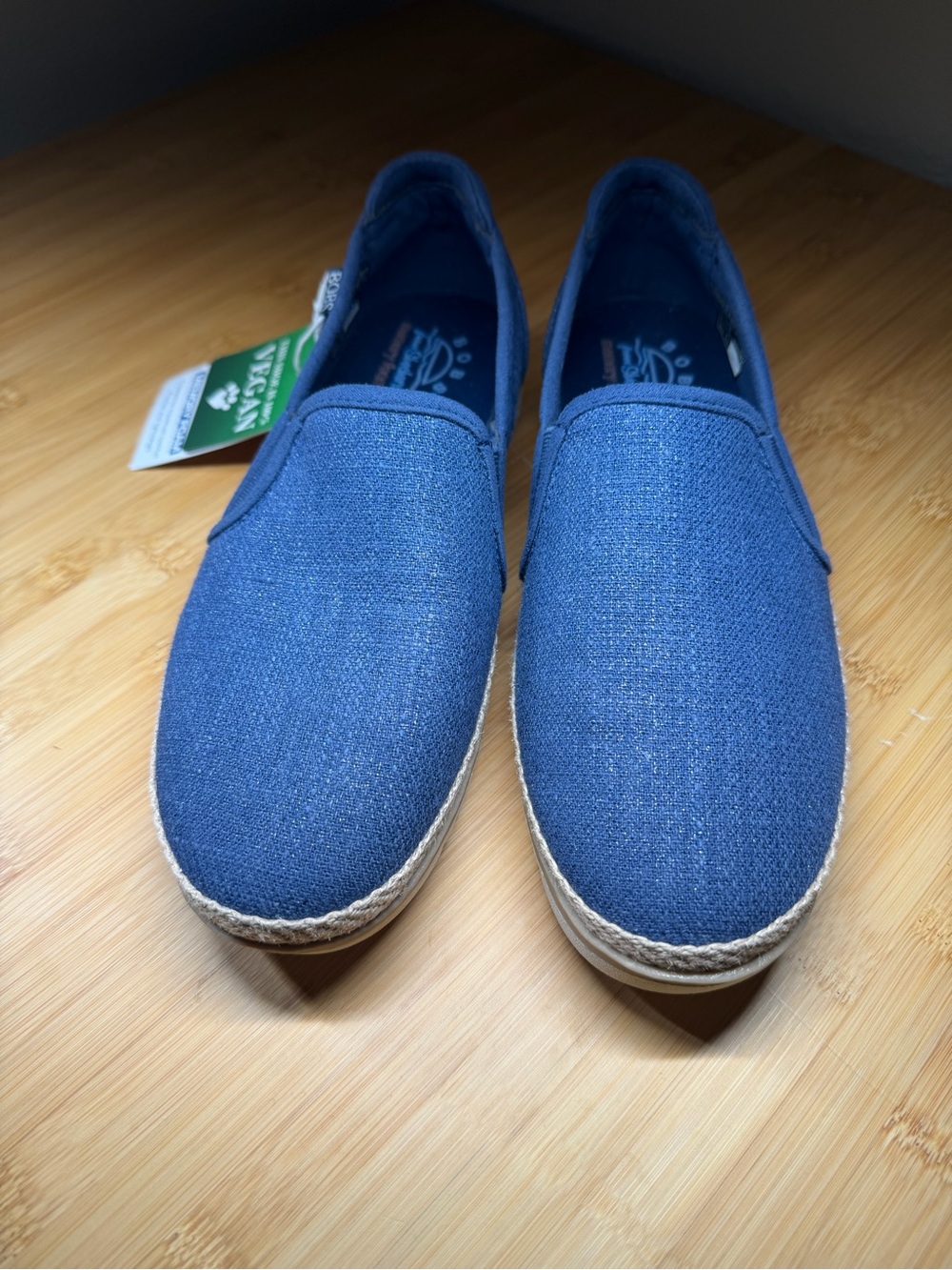 Skechers Women's Flexpadrille Navy Lo Shiny Spritz Canvas Slip On Size 7.5 NWT